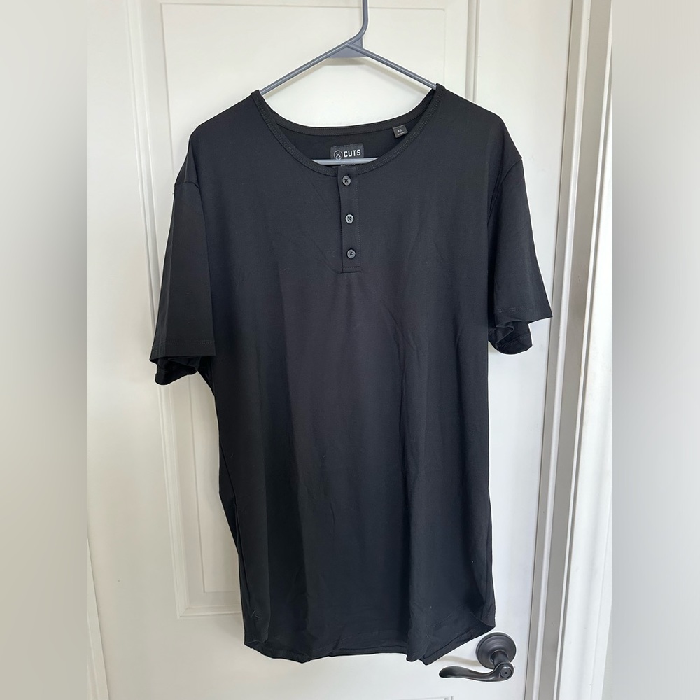 Cuts Clothing Black Short Sleeve Henley